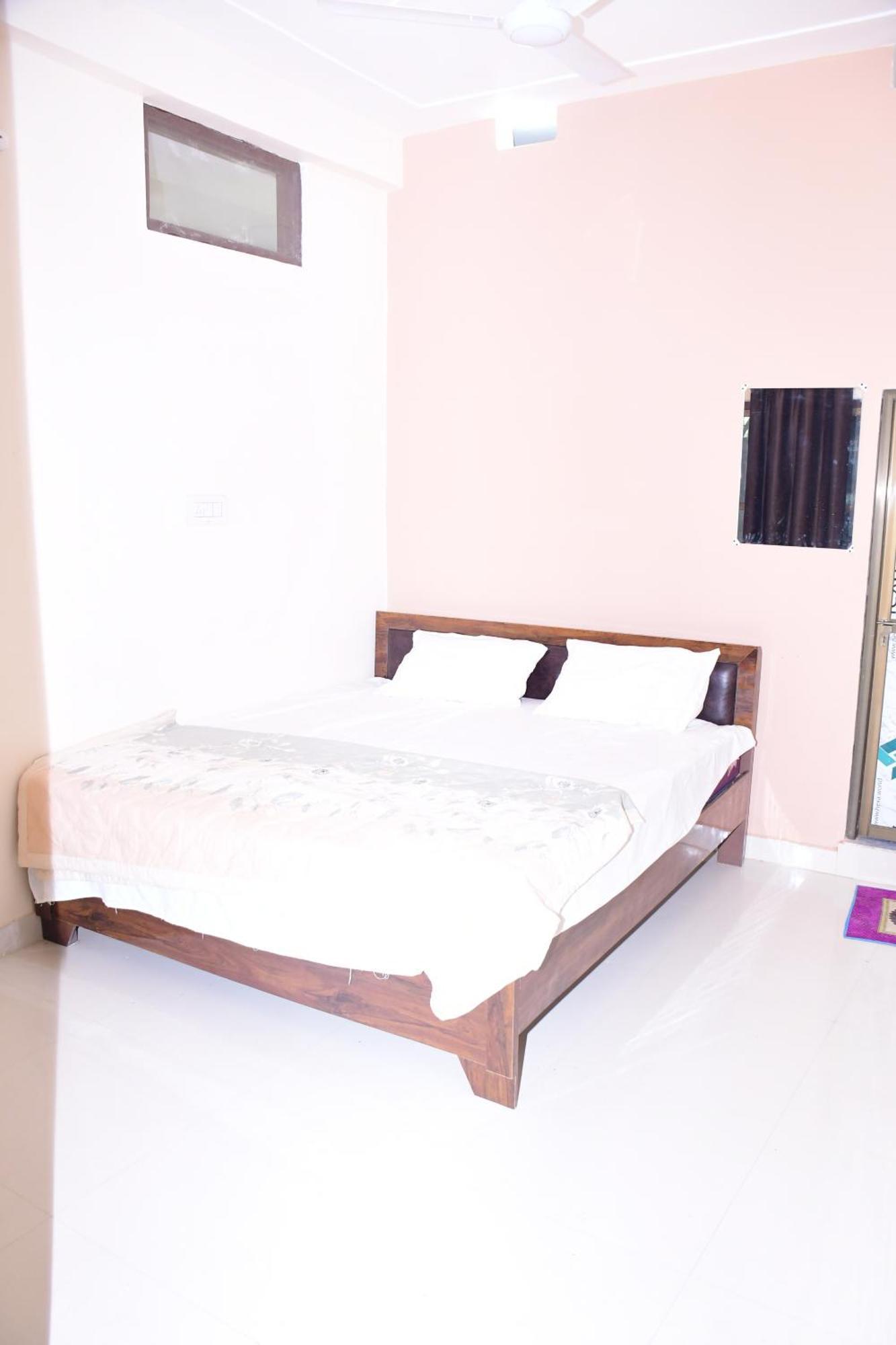 Ayodhya Shree Ram Hotel מראה חיצוני תמונה