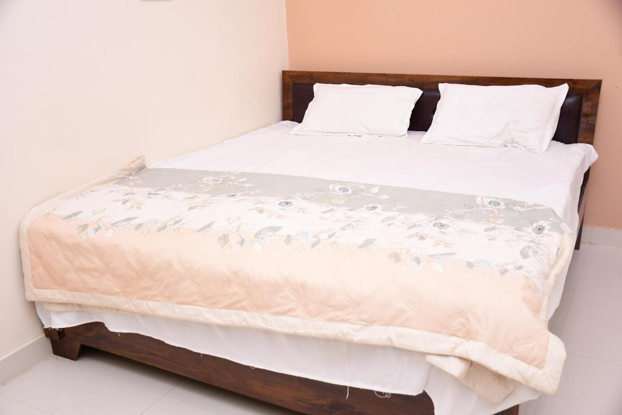 Ayodhya Shree Ram Hotel מראה חיצוני תמונה