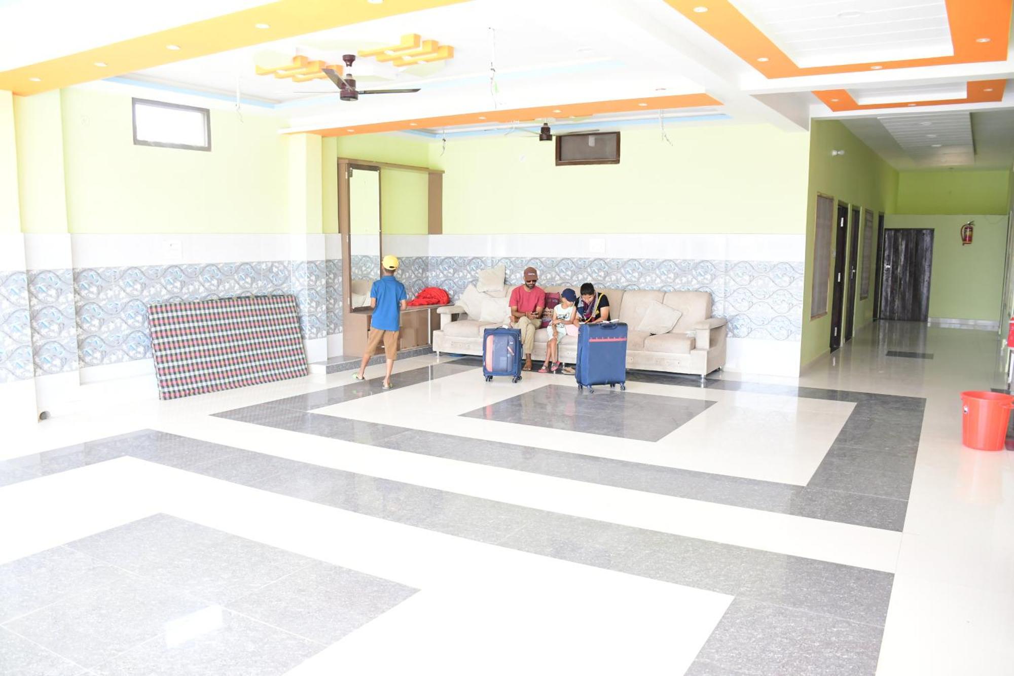 Ayodhya Shree Ram Hotel מראה חיצוני תמונה